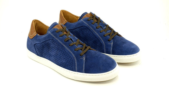 M A R T I N | french blue